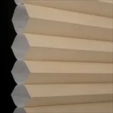 ナチュラルクリーム シャッター