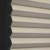 月霞RD（つきがすみ） シャッター