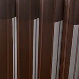 レディッシュブラウン シャッター