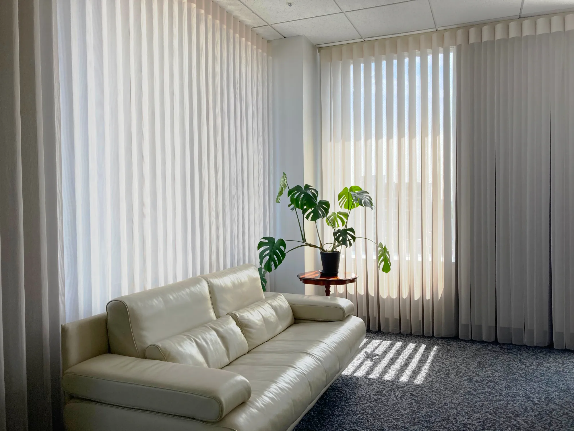 ノーマン オーダーブラインド 1650mm×1800mm ピュアホワイトエンボス ノーマン オーダーブラインド 1650mm×1800mm ピュアホワイト