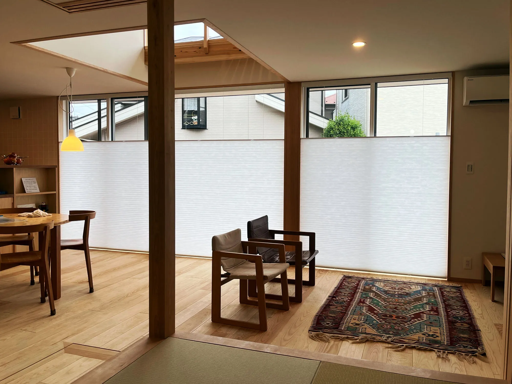 採光無地生地を選定し、和モダン空間が完成の写真3