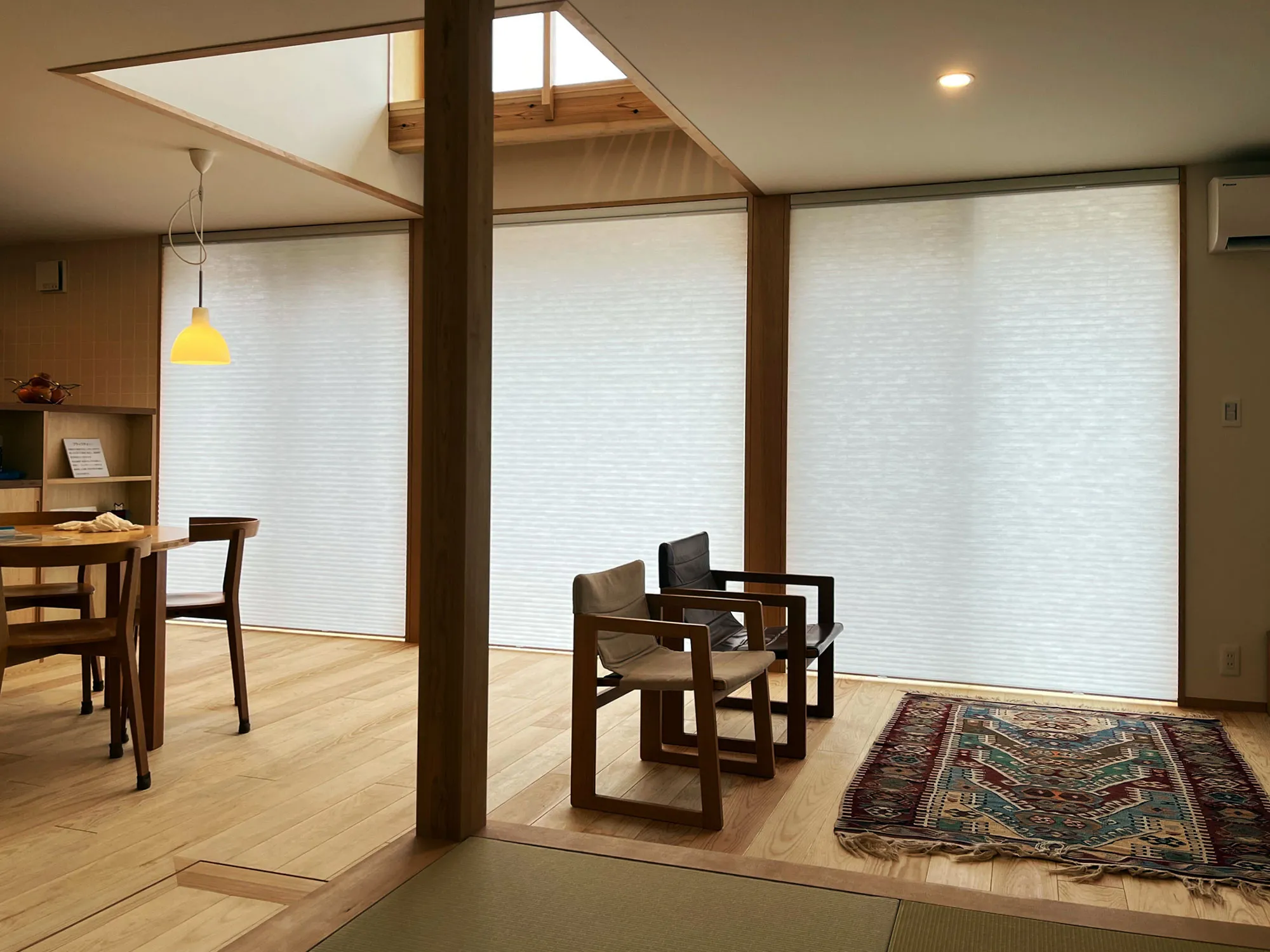 採光無地生地を選定し、和モダン空間が完成の写真4