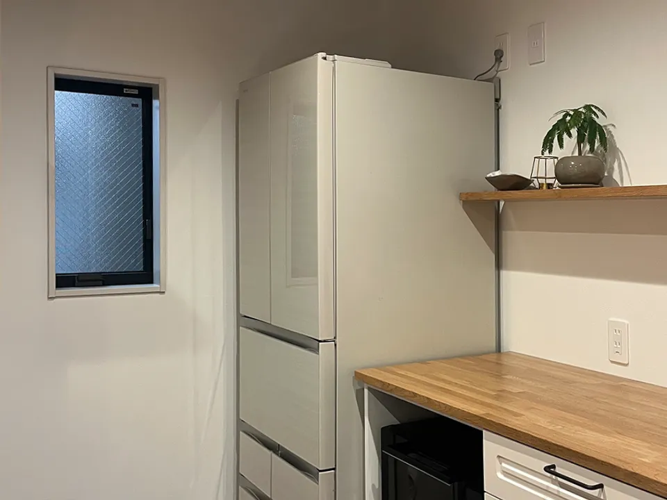 採光と目隠しを両立するウッドシャッターの写真5