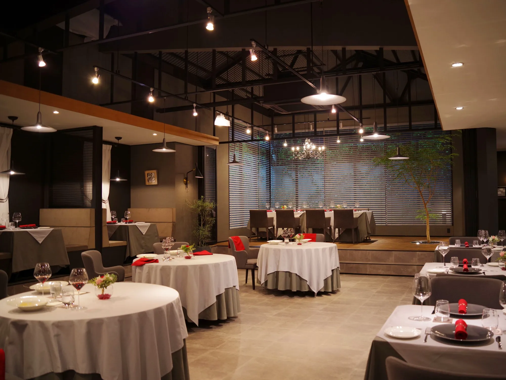 TVドラマ『フェルマーの料理』美術協力の写真4