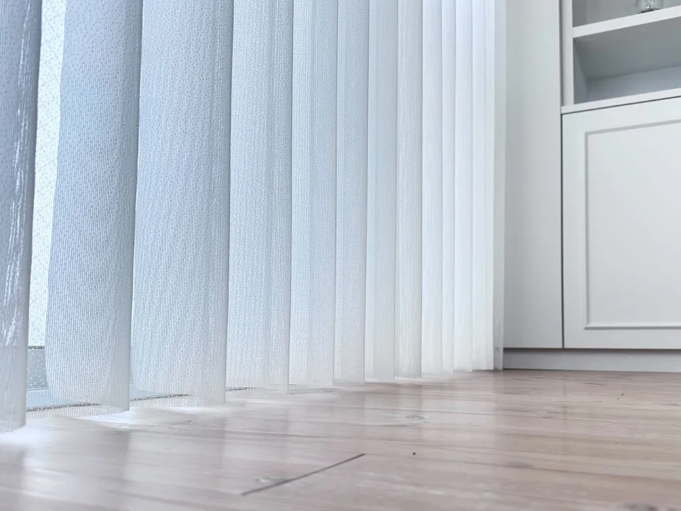 縦ラインの美がもたらす明るい住まいの写真5