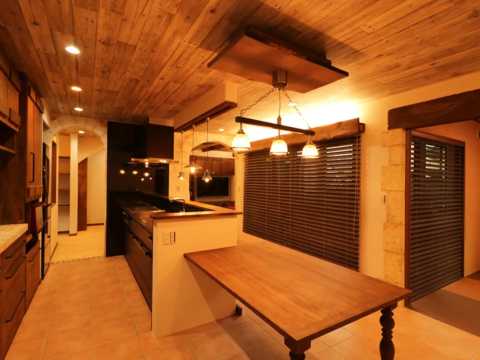 伝統技法の住まいに馴染む桐ウッドブラインドの写真4