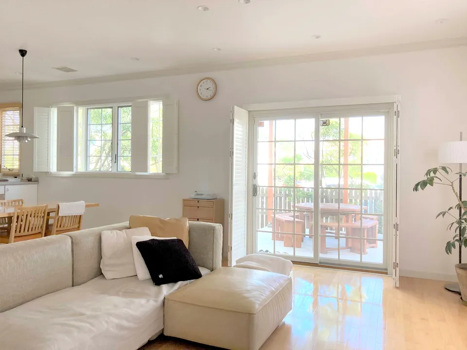 ウッドシャッターで叶える北欧ナチュラルな暮らしの写真2