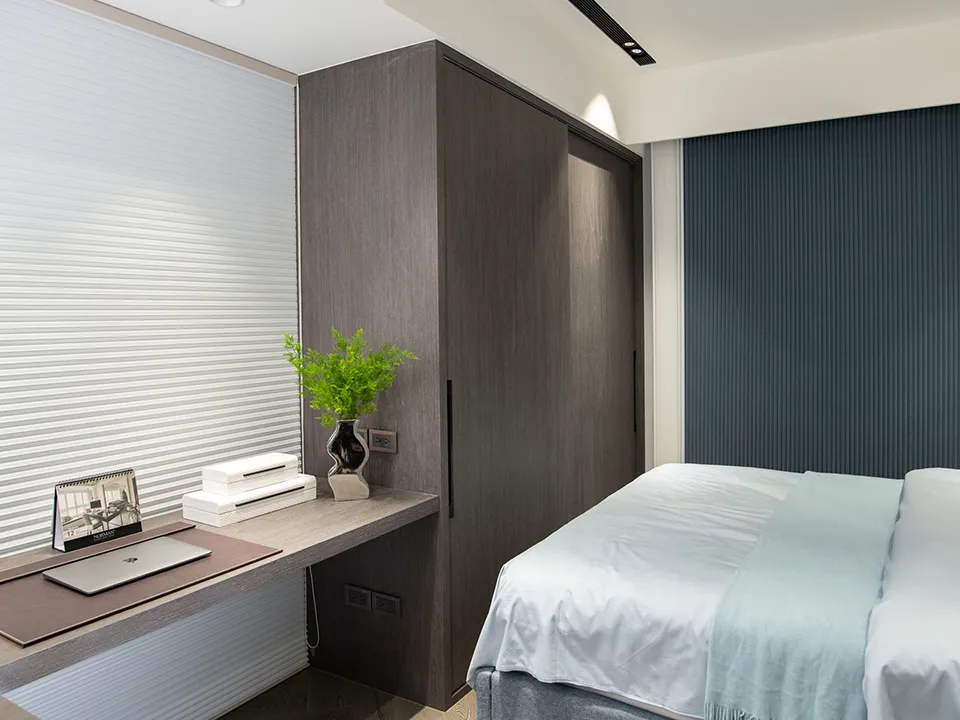 ワーク空間にも馴染む断熱スクリーンの写真5