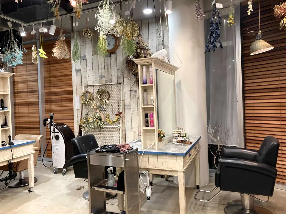 美容室marichi flowers様　御採用事例の写真4