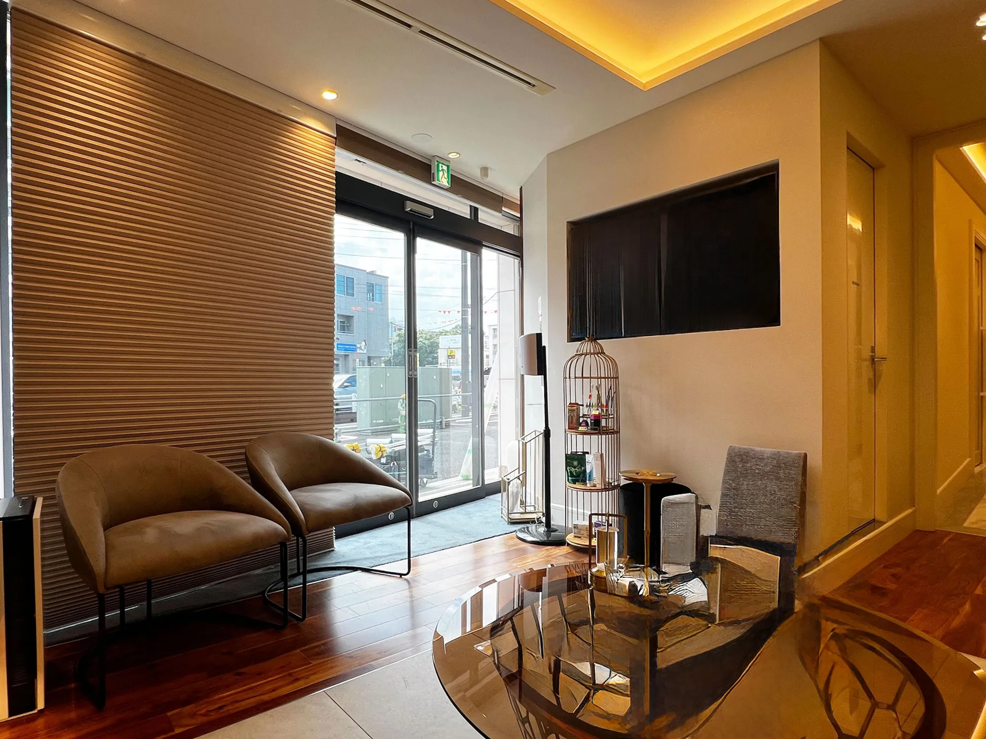 歯科クリニックの待合室に採用の写真4