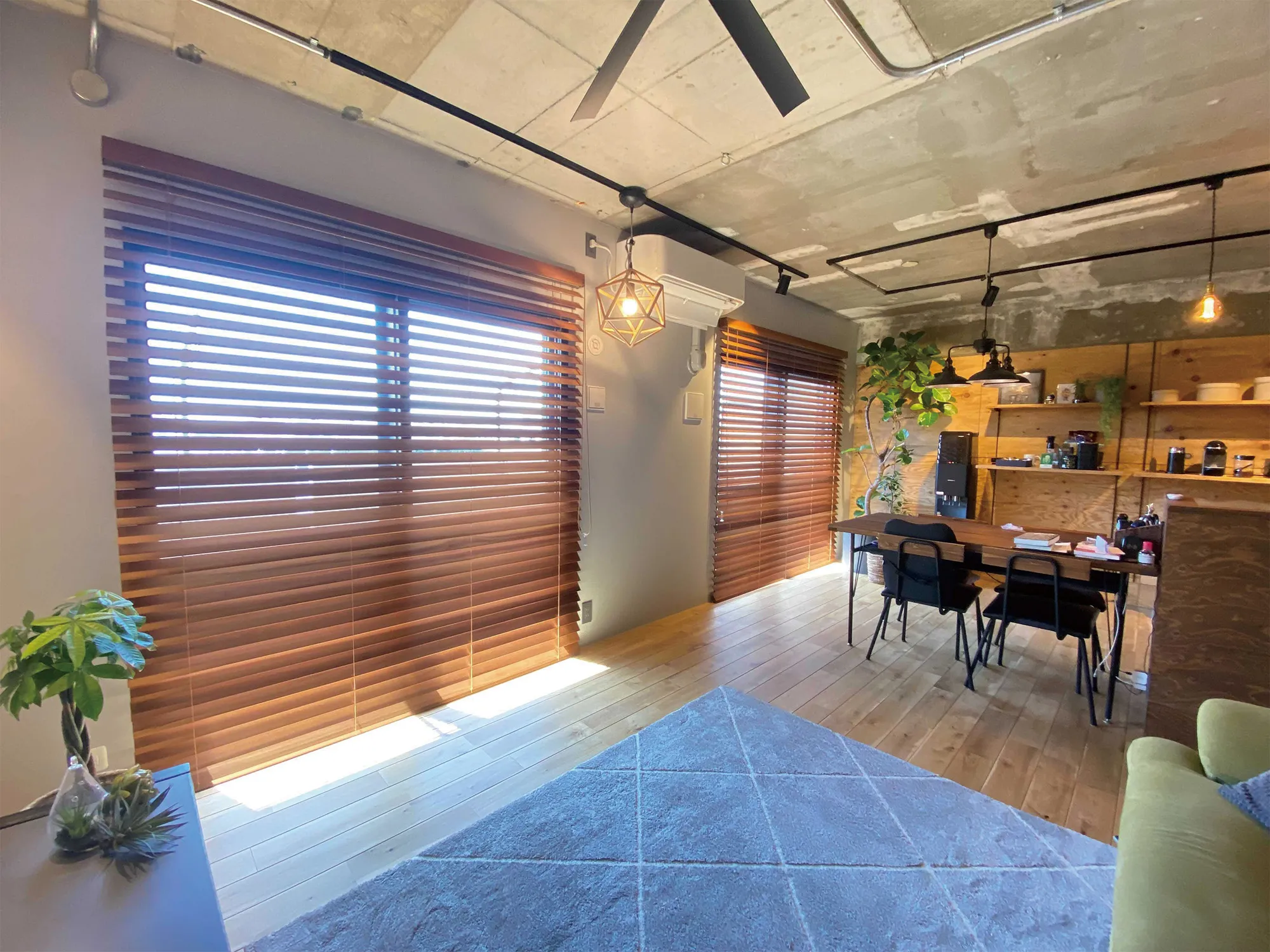 インダストリアル要素満載の空間と調和の写真1