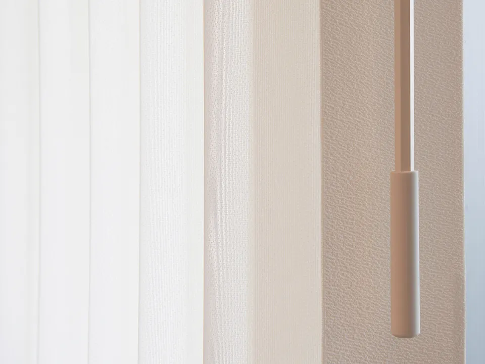 カーテンに代わる新しいバーチカルブラインドの写真12