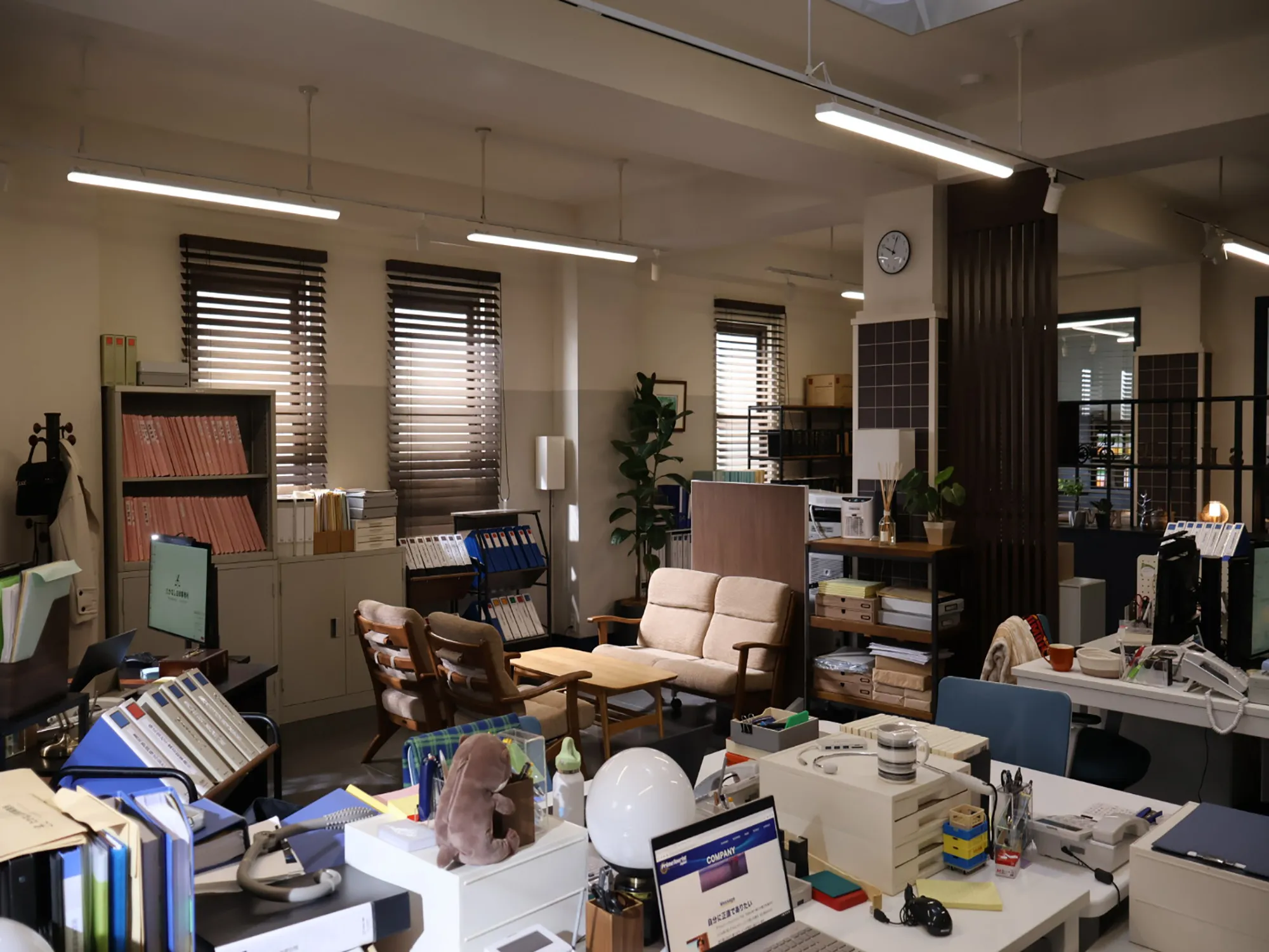 TVドラマ『アンサンブル』美術協力の写真1