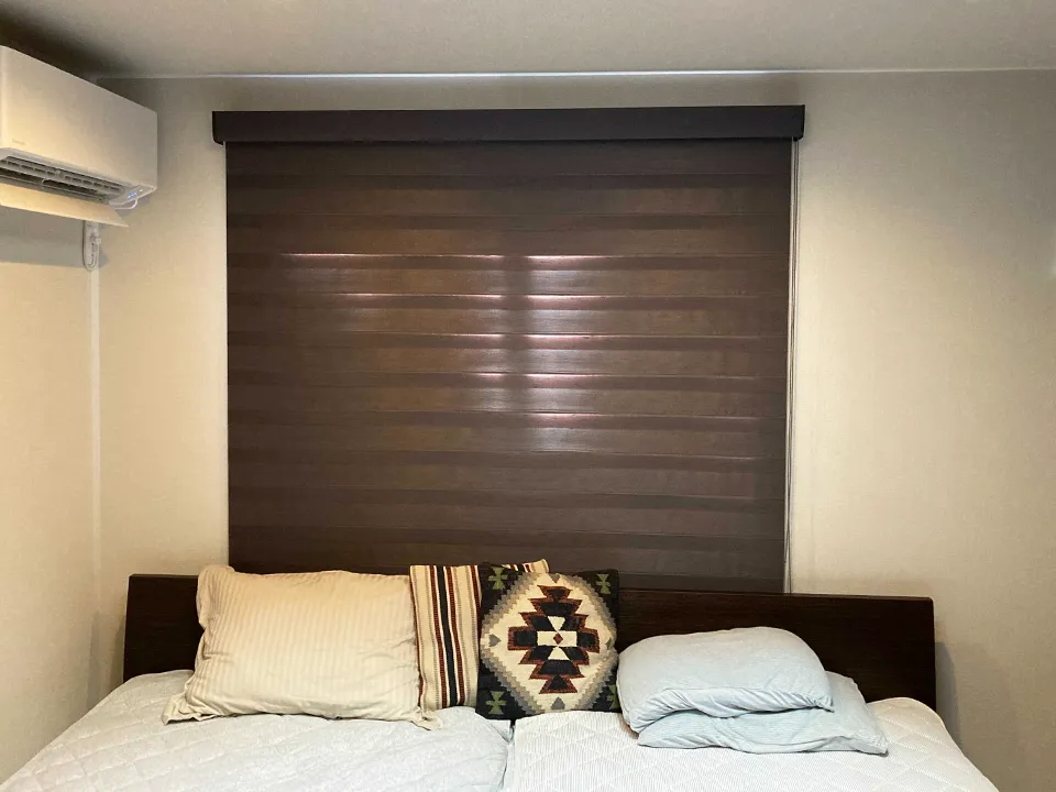 シェードでまとめる窓まわりコーデの写真6