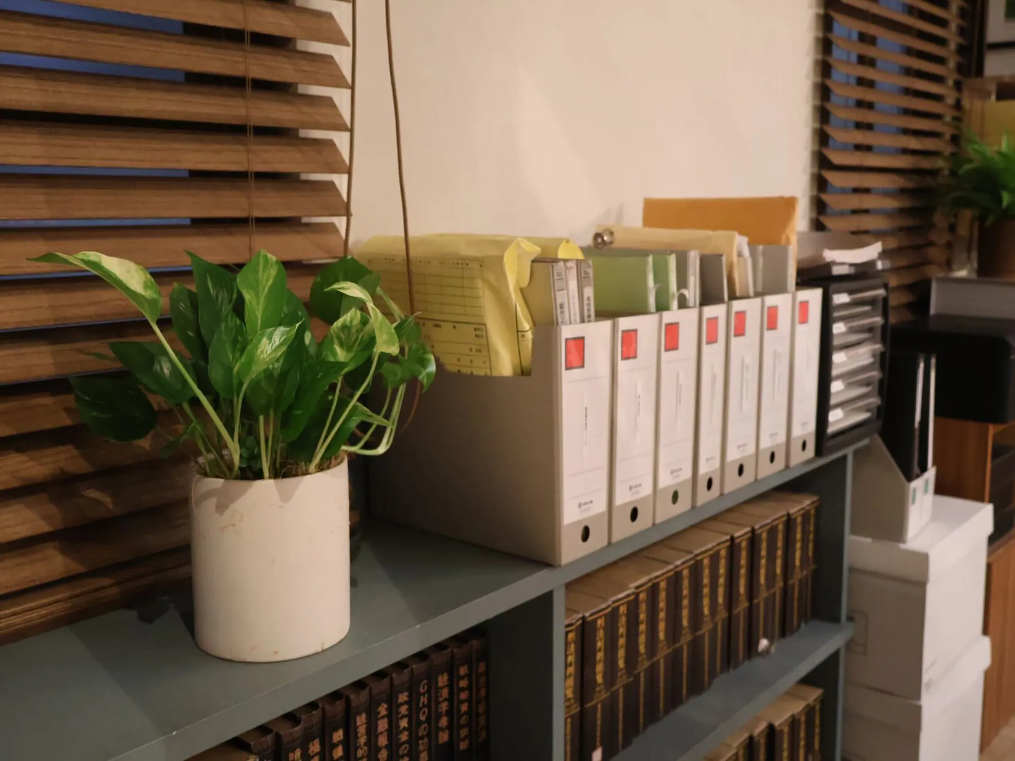 TVドラマ『モンスター』美術協力の写真7