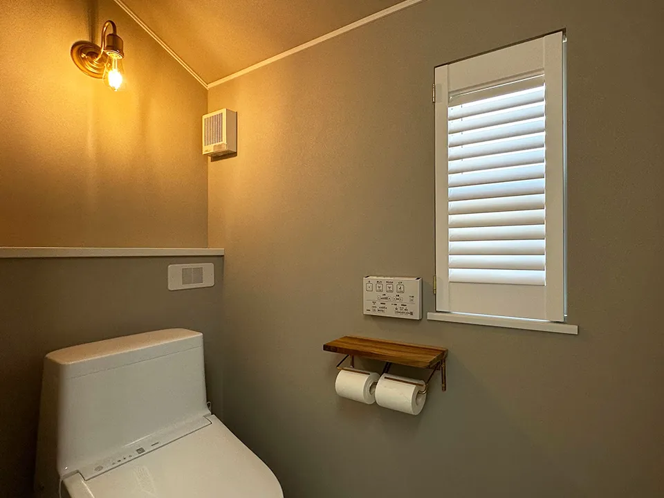 トイレの窓、カーテン以外の選択肢