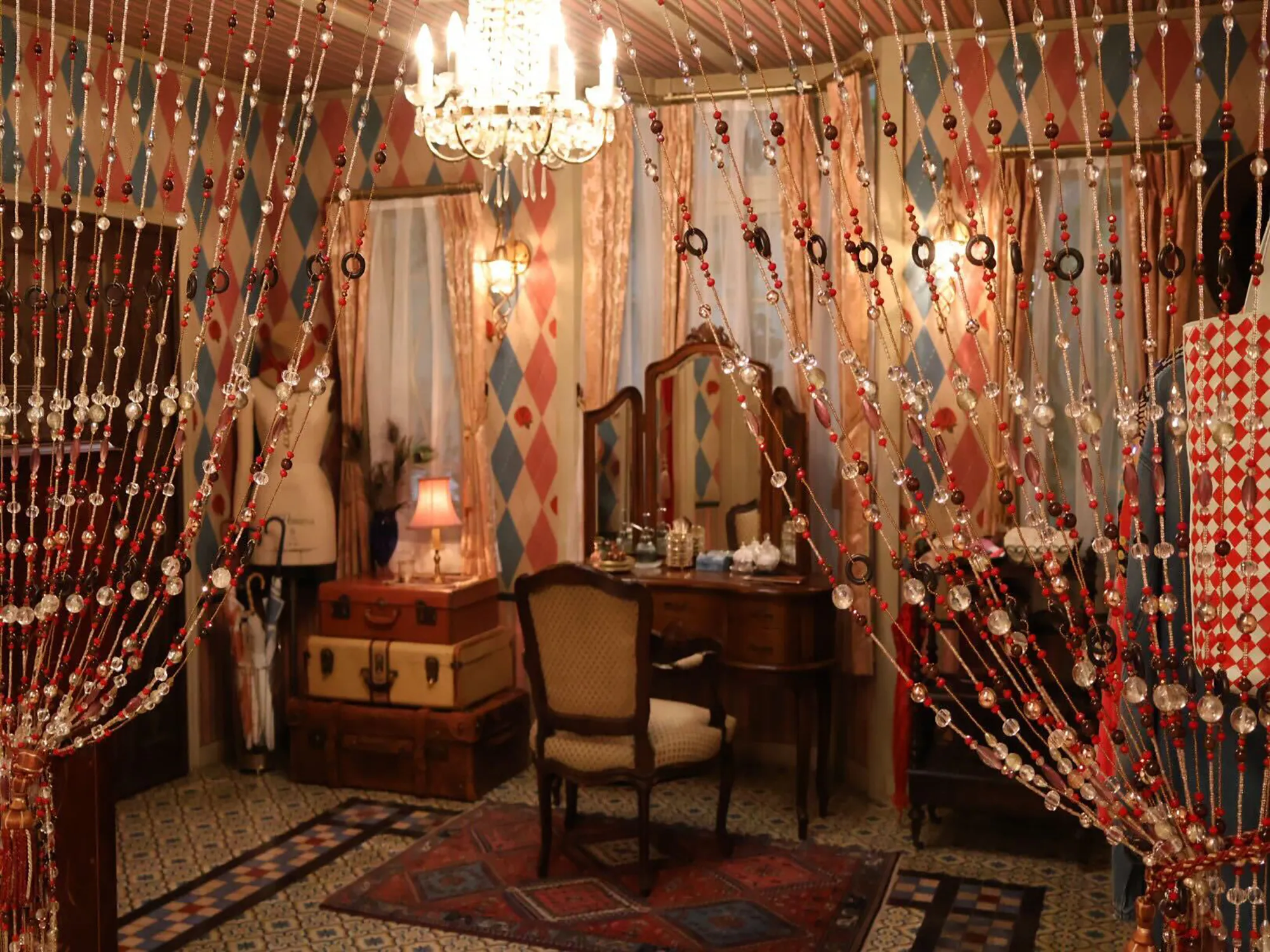 TVドラマ『マル秘の密子さん』美術協力の写真10