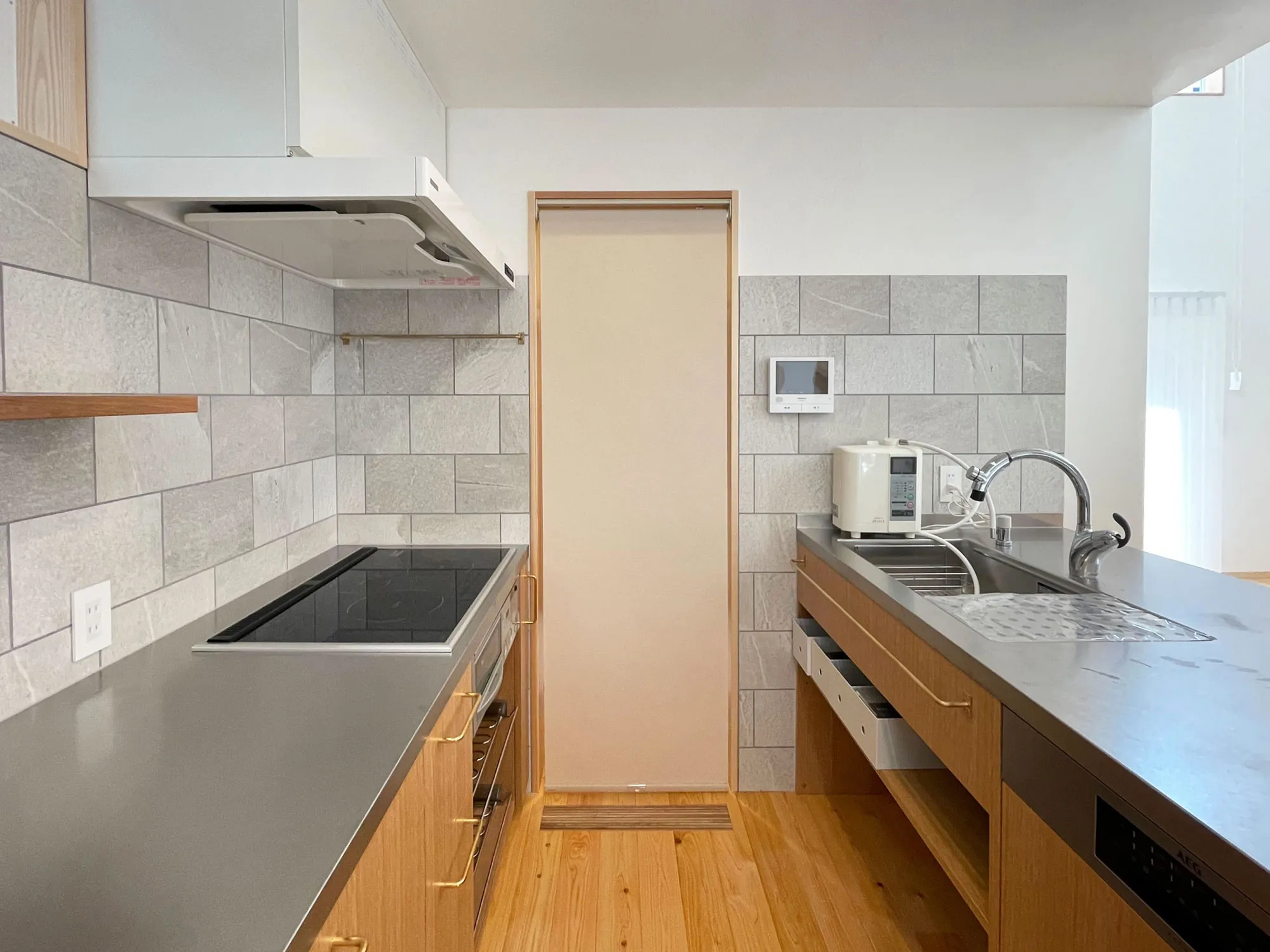 部屋の雰囲気を崩さない間仕切りと目隠しにの写真2