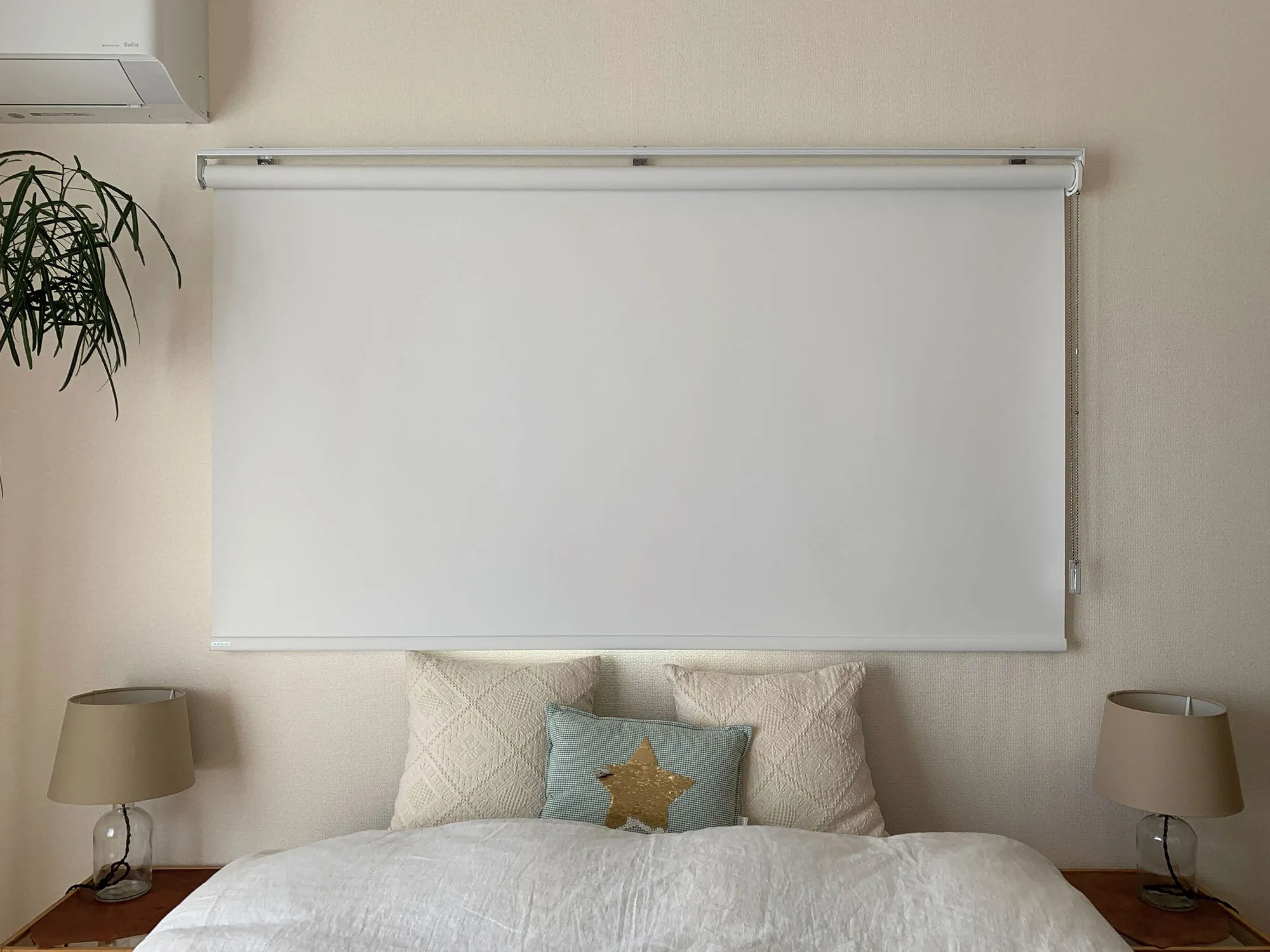 インテリアを変えて楽しむ、上級者の新築窓まわりの写真4