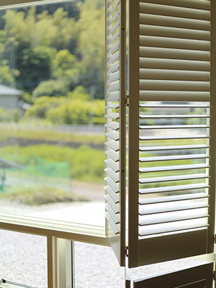 品よく整う窓まわりの写真8