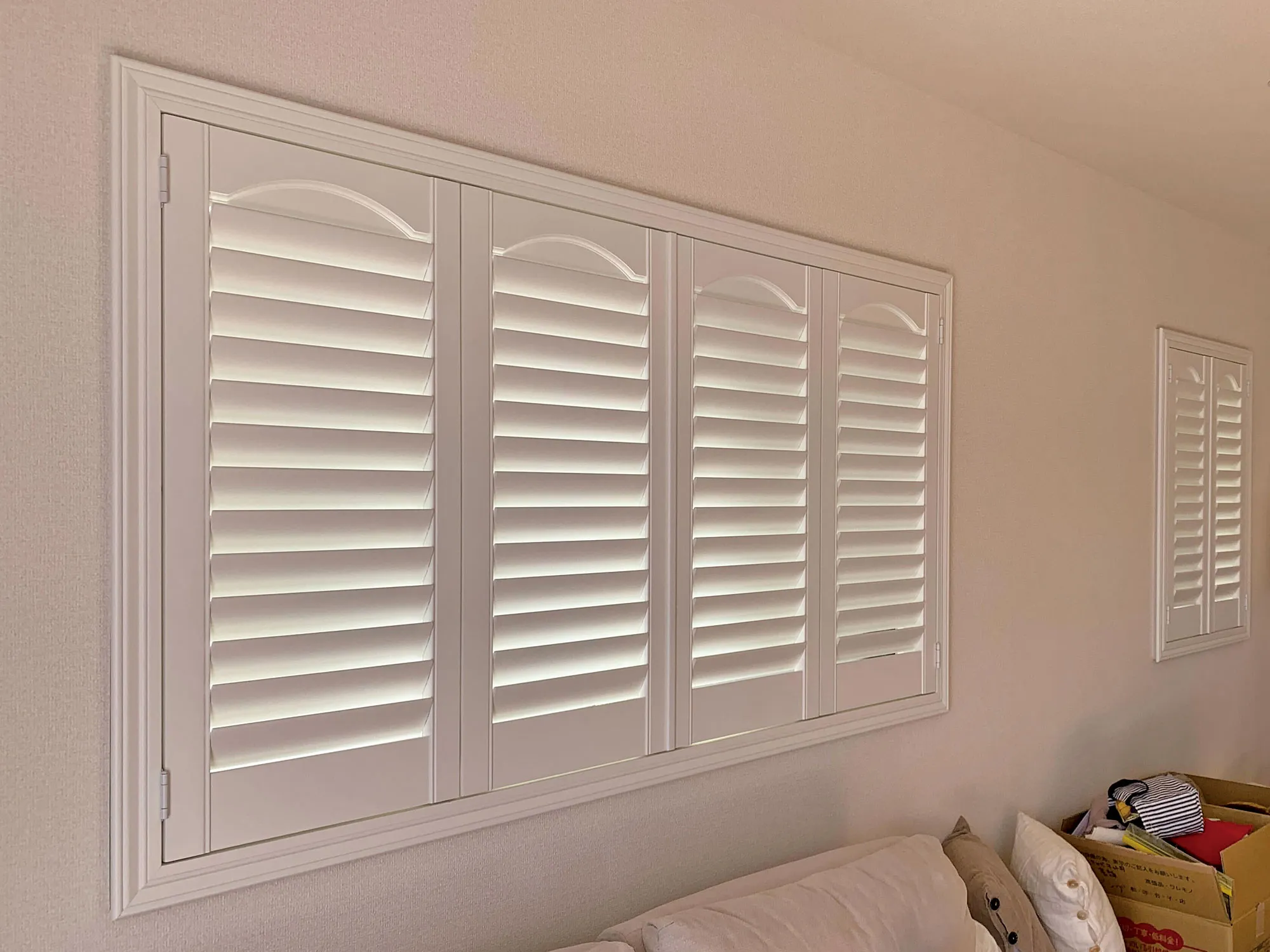 インテリアを変えて楽しむ、上級者の新築窓まわりの写真2