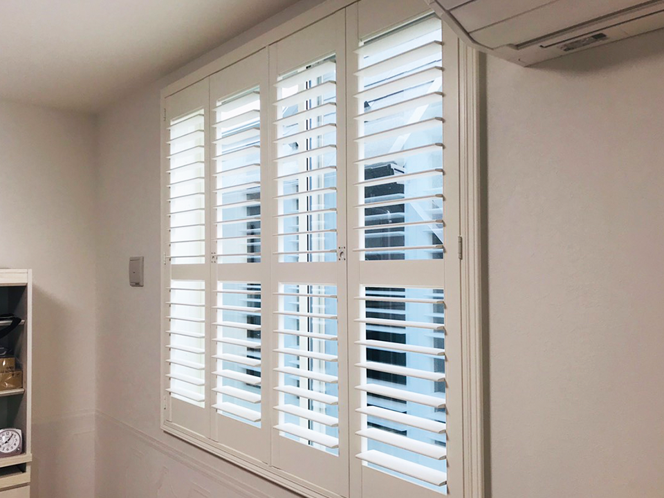 ウッドシャッターでつくる快適な美容サロンの写真8