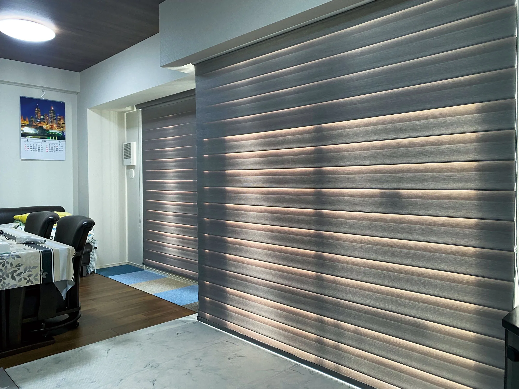 掃出窓とコーナー窓の西日対策の写真2