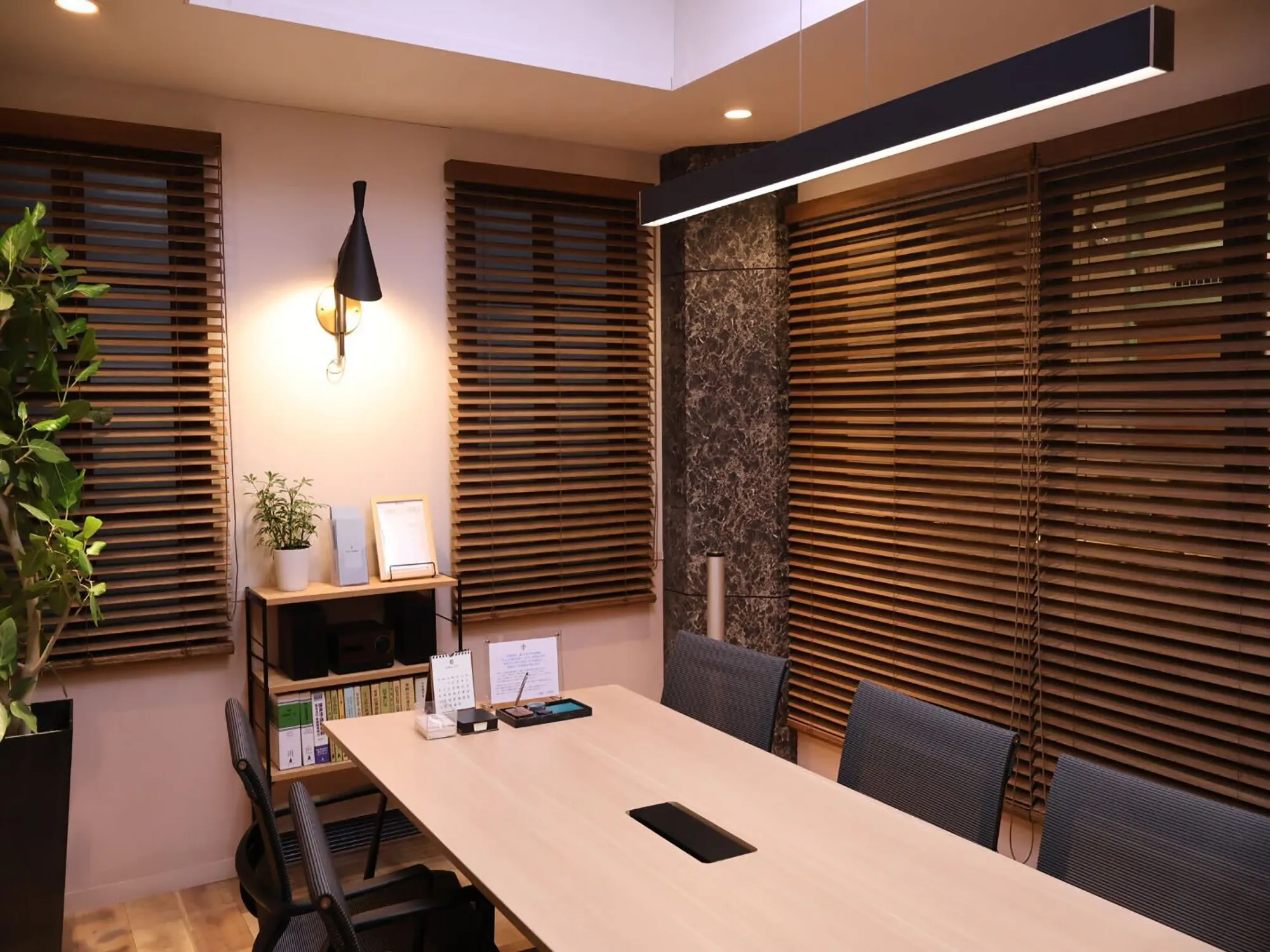 TVドラマ『モンスター』美術協力の写真9