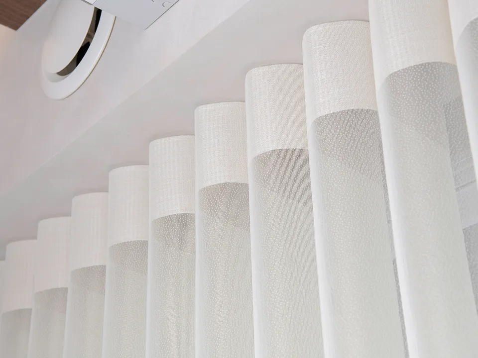 カーテンに代わる新しいバーチカルブラインドの写真11