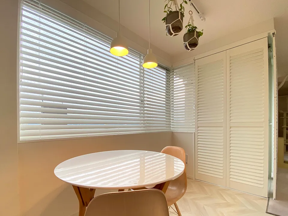 シルクホワイトでつくる穏やかな空間