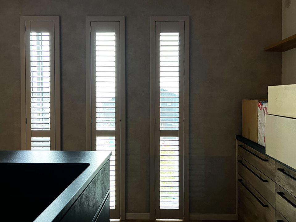 木の温もりに包まれる 吹き抜けリビングの写真5