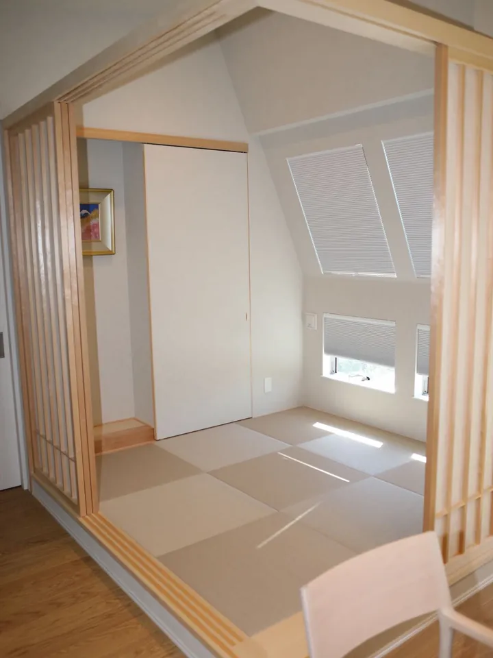 傾斜窓、断熱の工夫の写真4