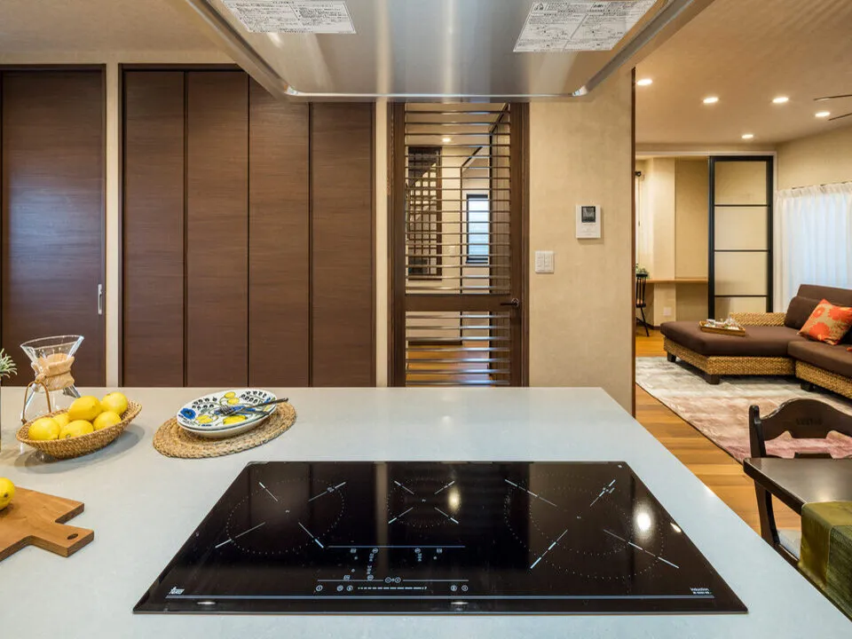 通気性のある引き戸タイプの室内ドアの写真4