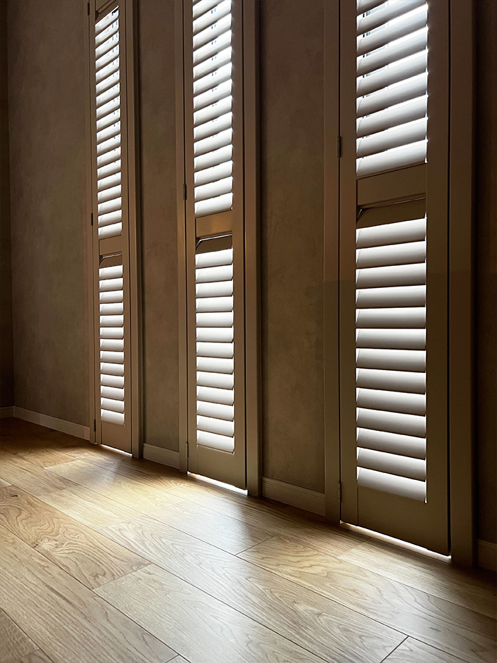 木の温もりに包まれる 吹き抜けリビングの写真7