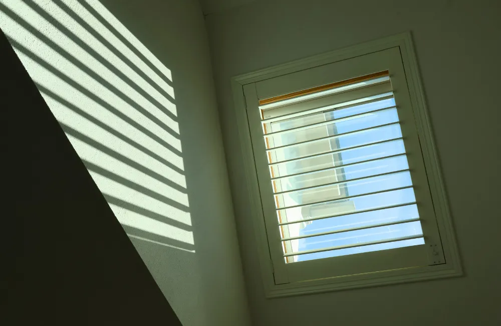 私のカントリーTU企画第２弾ウッドシャッター02